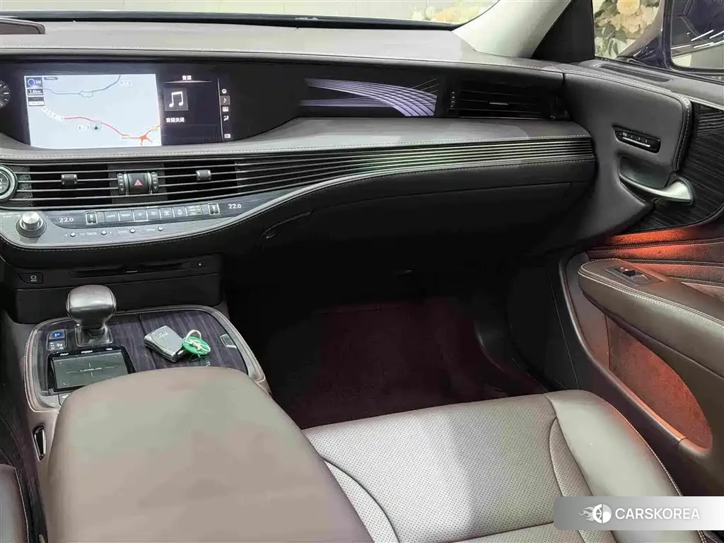 Lexus LS id 4654548 из Китая 15