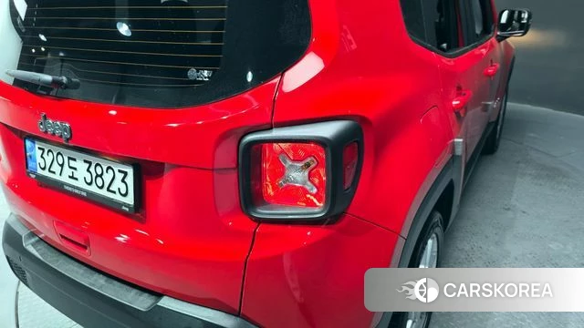 Jeep Renegade id 4281717 из Кореи 15