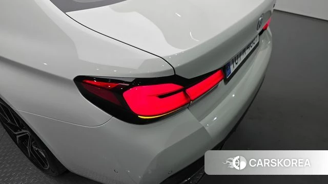 BMW 5 Series (G30) id 4292488 из Кореи 15