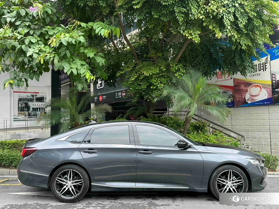 Honda Accord id 4455417 из Китая 15
