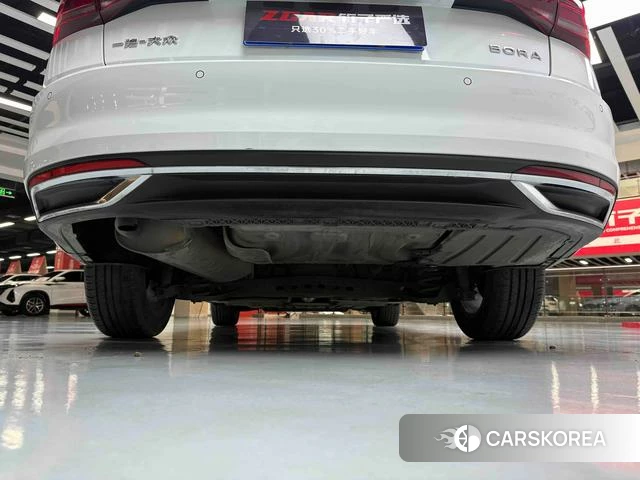 Volkswagen Bora id 4374680 из Китая 15