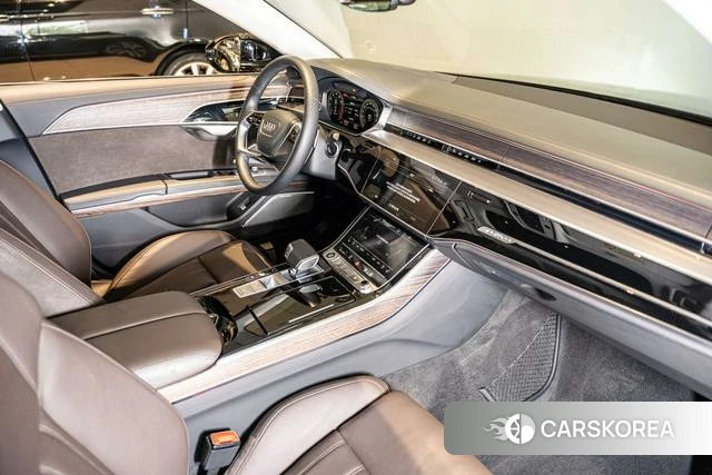 Audi A8 id 4261481 из Китая 15