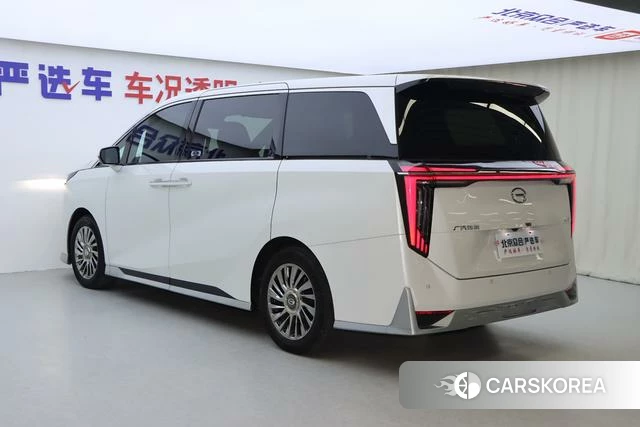 GAC Trumpchi Trumpchi M8 id 4208281 из Китая 15