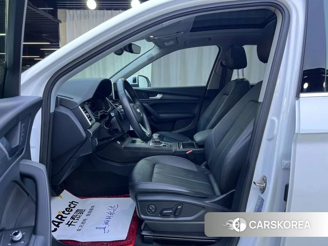 Audi Q5L id 4228521 из Китая 15