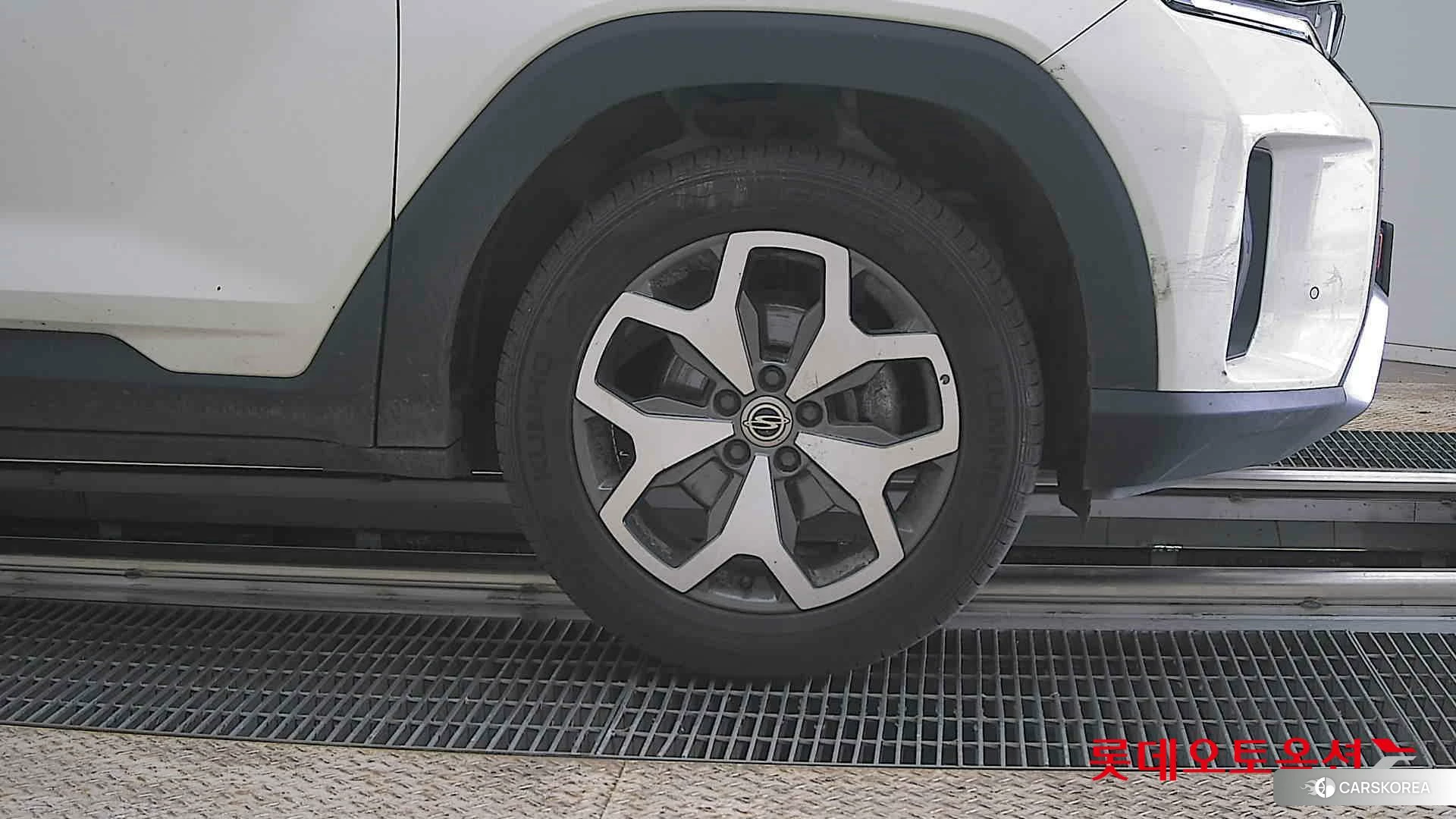 SsangYong Torres id 3888446 из Кореи 15