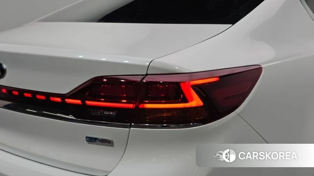 Kia K7 Premier Hybrid id 4780069 из Кореи 15
