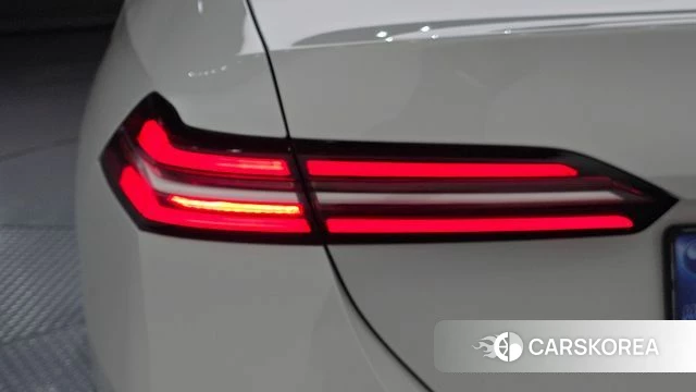 BMW 5 Series (G60) id 4644926 из Кореи 15