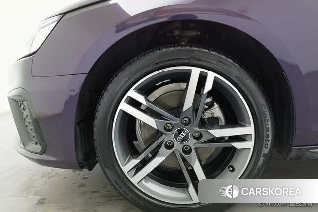 Audi A4L id 4321232 из Китая 15