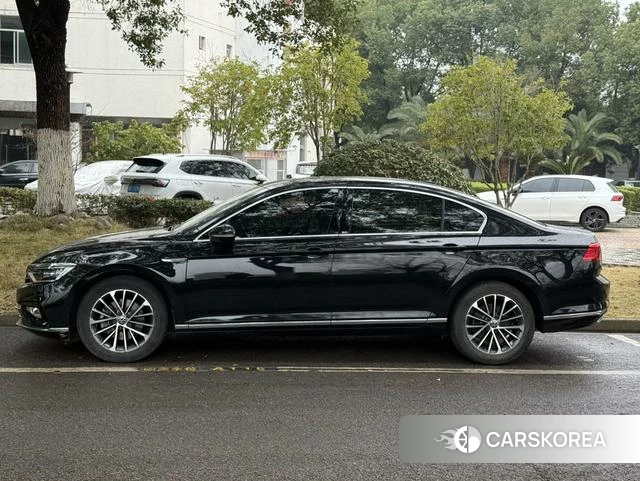 Volkswagen Magotan id 4278532 из Китая 15
