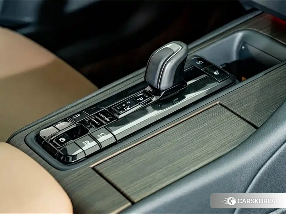 Toyota Crown id 4577640 из Китая 15