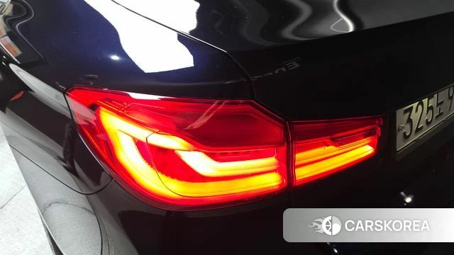 BMW 5 Series (G30) id 4384005 из Кореи 15
