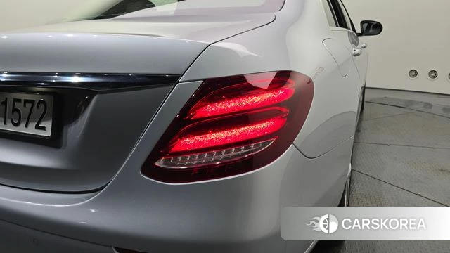 Mercedes-Benz E-Class W213 id 4780792 из Кореи 15