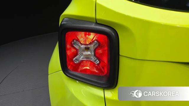 Jeep Renegade id 4672654 из Кореи 15