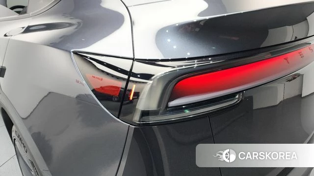 Tesla Model Y id 4302051 из Кореи 15