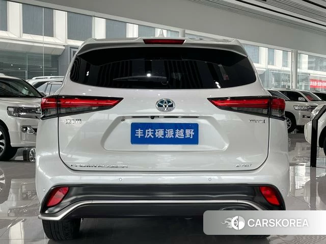 Toyota Crown Lufang id 4348470 из Китая 15