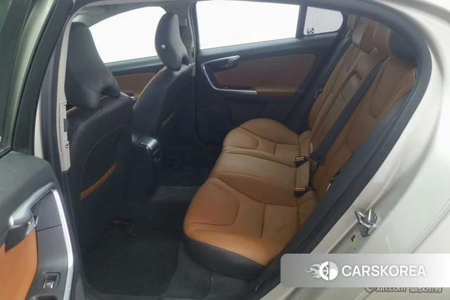 Volvo S60 id 4212567 из Китая 15