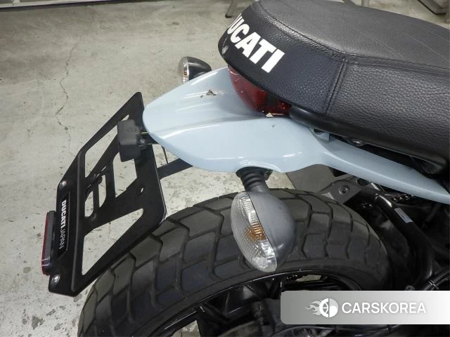 Ducati SCRAMBLER SIXTY2 id 4206139 из Японии 15