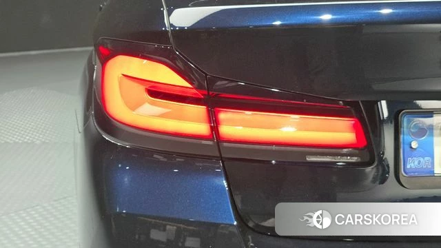 BMW 5 Series (G30) id 4594195 из Кореи 15