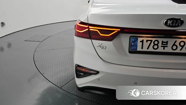 Kia Come New K3 id 4224805 из Кореи 15