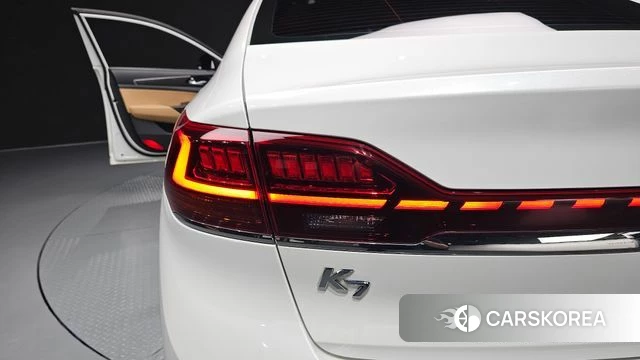 Kia K7 Premier Hybrid id 4586966 из Кореи 15