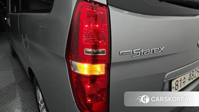 Hyundai The New Grand Starex id 4689364 из Кореи 15