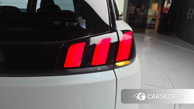 Peugeot 5008 second generation id 4693998 из Кореи 15