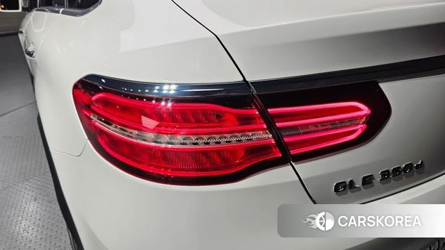 Mercedes-Benz GLE - Class W166 id 4269525 из Кореи 15