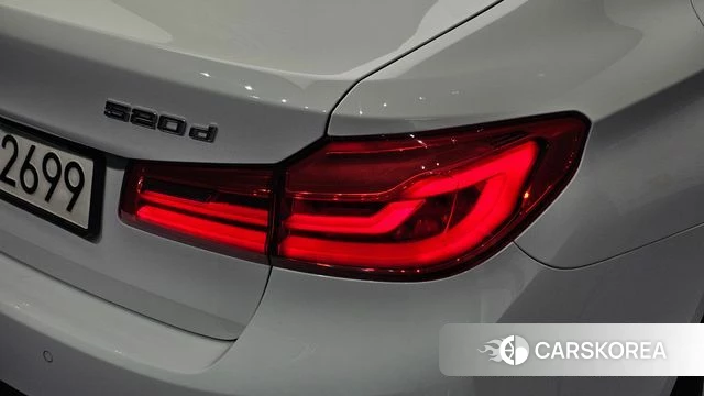 BMW 5 Series (G30) id 4698404 из Кореи 15