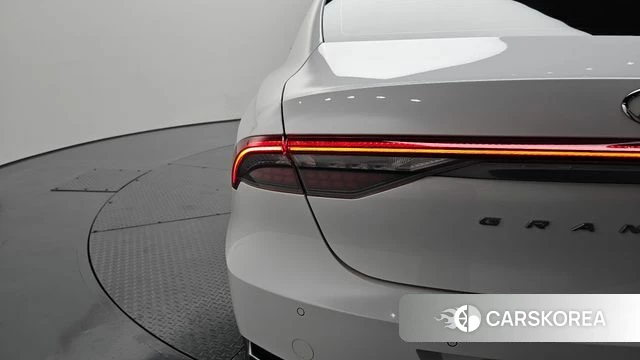 Hyundai The New Grandeur IG id 4304566 из Кореи 15