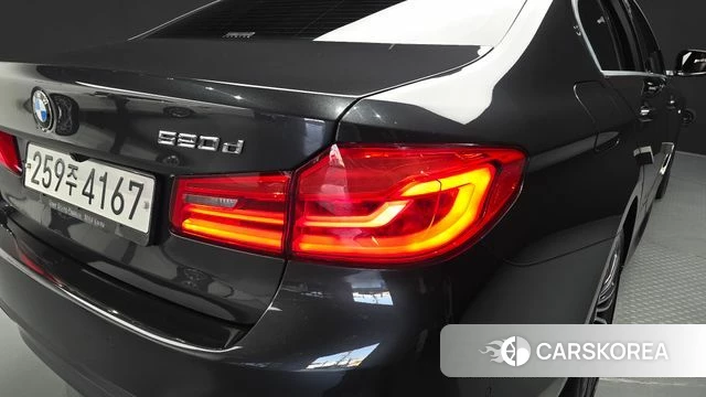 BMW 5 Series (G30) id 4429681 из Кореи 15
