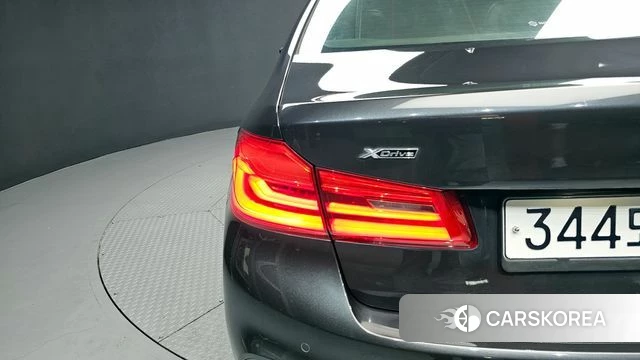 BMW 5 Series (G30) id 4356461 из Кореи 15