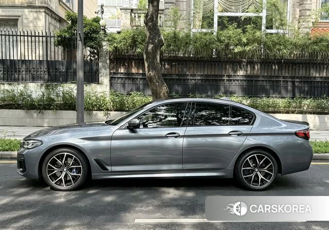 BMW 5 series (imported) id 4314512 из Китая 15