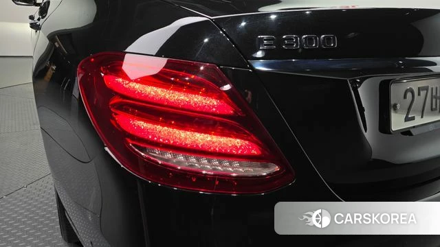 Mercedes-Benz E-Class W213 id 4907322 из Кореи 15