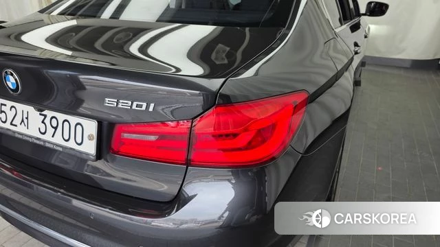 BMW 5 Series (G30) id 4536490 из Кореи 15