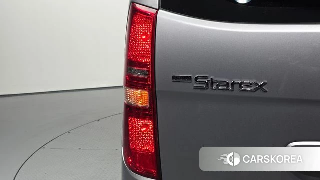 Hyundai The New Grand Starex id 4551591 из Кореи 15