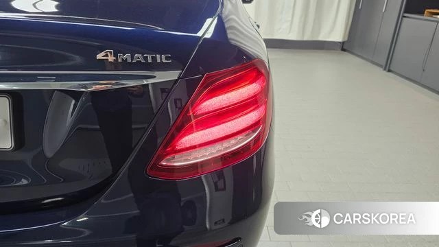 Mercedes-Benz E-Class W213 id 4482892 из Кореи 15