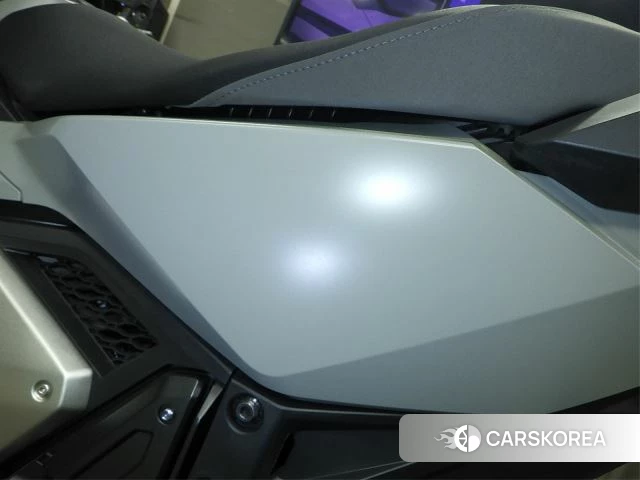 Honda X-ADV 750 id 4184439 из Японии 15