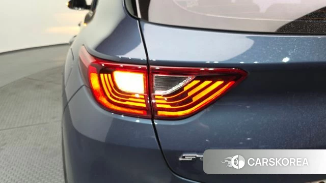 Kia Stonic id 4269176 из Кореи 15