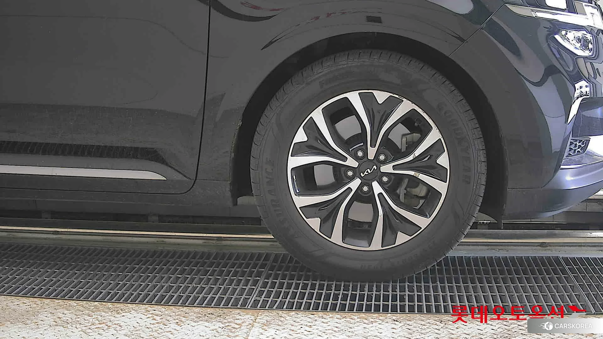 Kia Carnival id 4289596 из Кореи 15
