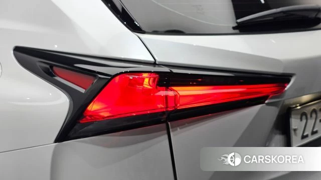 Lexus NX300h id 4581476 из Кореи 15