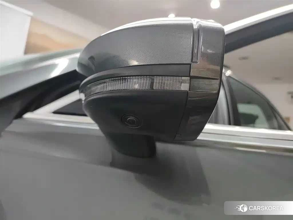 Audi A6L id 4601036 из Китая 15