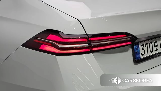 BMW 5 Series (G60) id 4753000 из Кореи 15