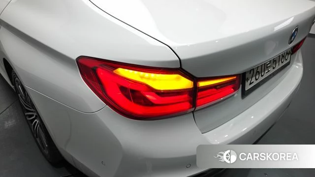 BMW 5 Series (G30) id 4389833 из Кореи 15
