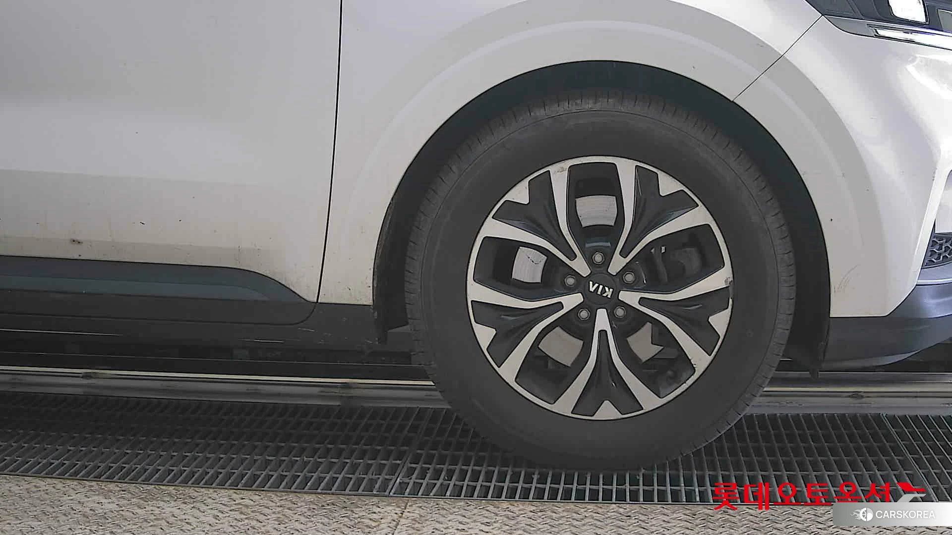 Kia Carnival id 3882158 из Кореи 15