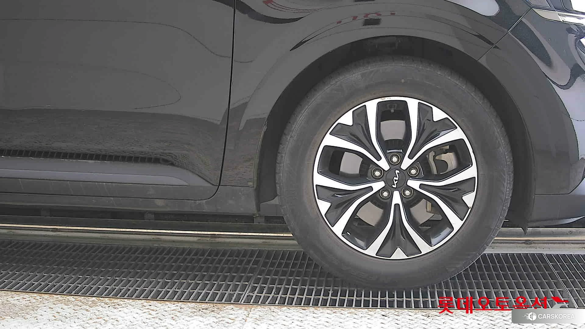 Kia Carnival id 4289590 из Кореи 15