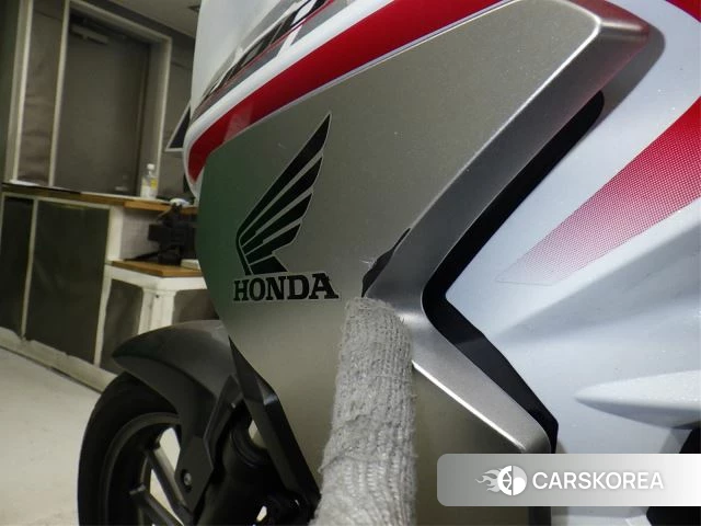 Проданный Honda 400X id 4022722 из Японии, фото 15