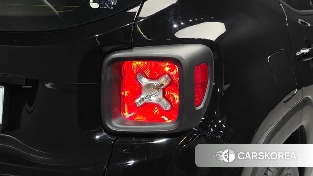 Jeep Renegade id 4631019 из Кореи 15
