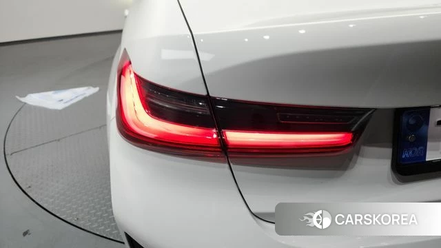 BMW 3 Series (G20) id 4186329 из Кореи 15