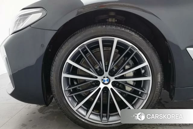 BMW 5 series id 4300317 из Китая 15