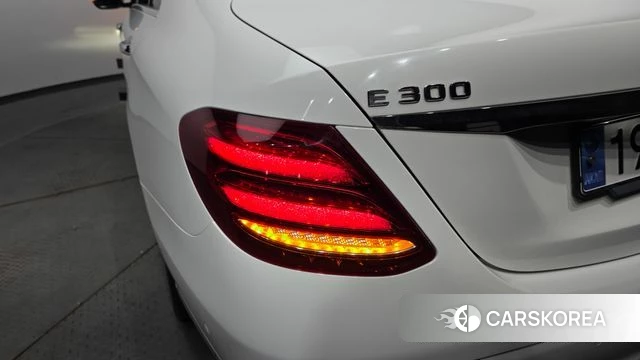 Mercedes-Benz E-Class W213 id 4385132 из Кореи 15